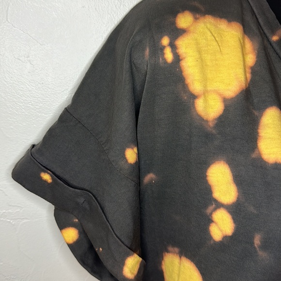 Like Love Creep it Real peace skeleton hand Tee S - Picture 5 of 11